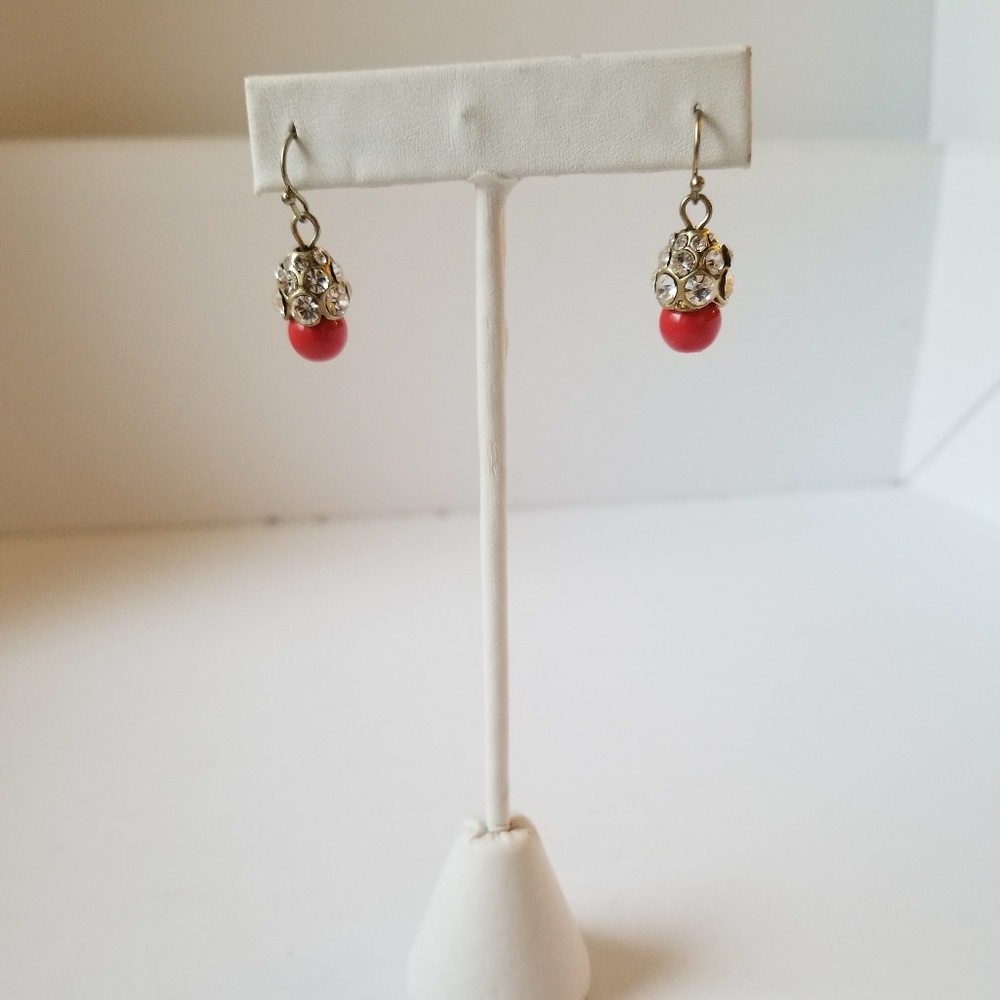 Red and crystal earrings - Picture 3 of 9